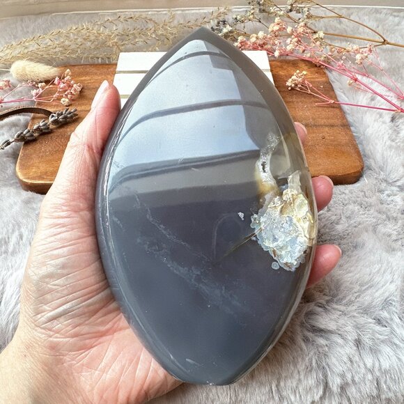 Gorgeous Large Agate with Druzy Flame/Free Form - Picture 4 of 6